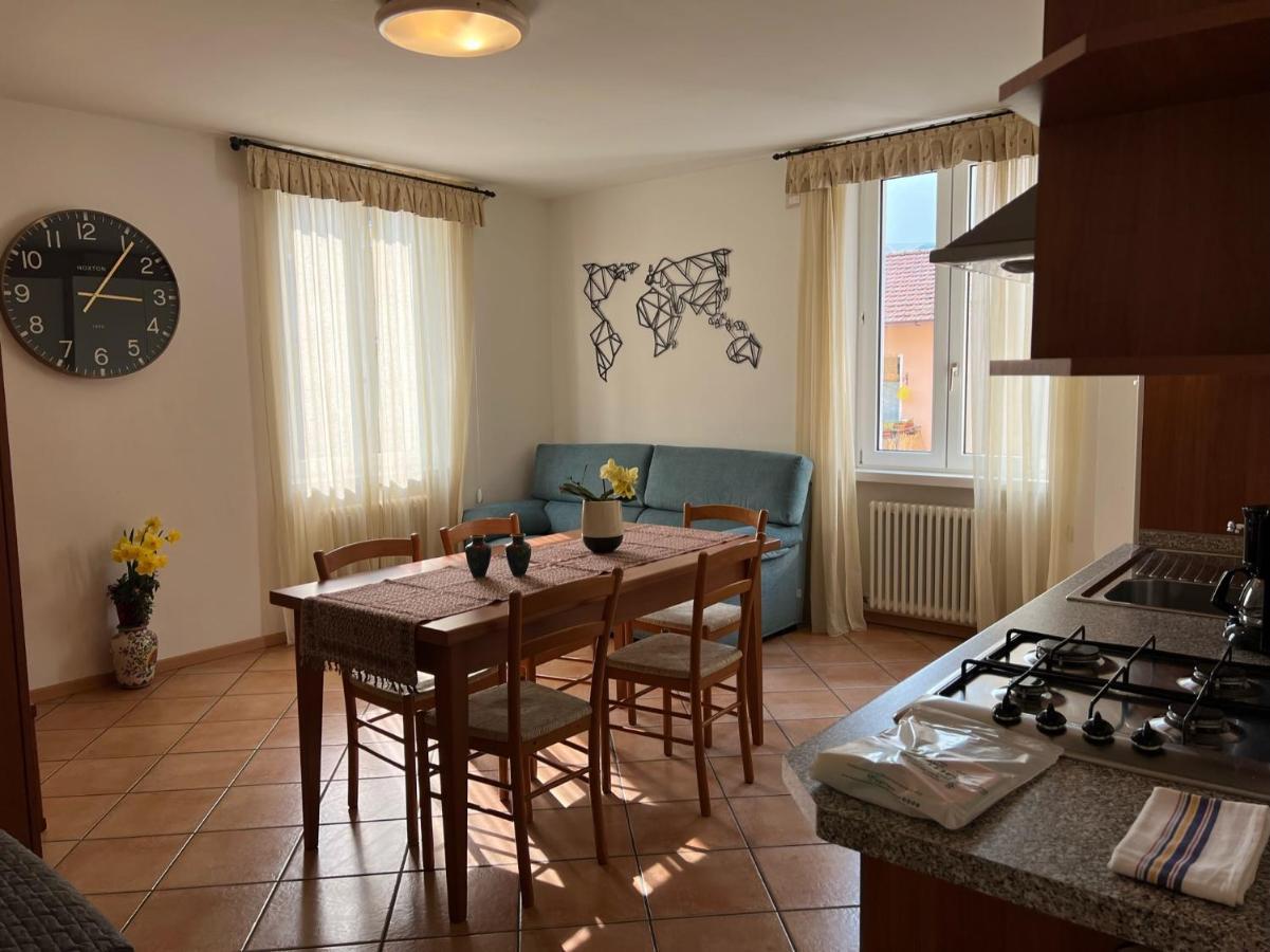 Appartamenti Baia Azzurra 6. Torbole Sul Garda Exterior foto